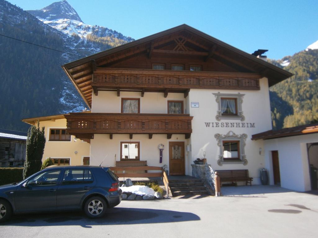 Haus Wiesenheim Fw Oetztal Langenfeld Exterior photo