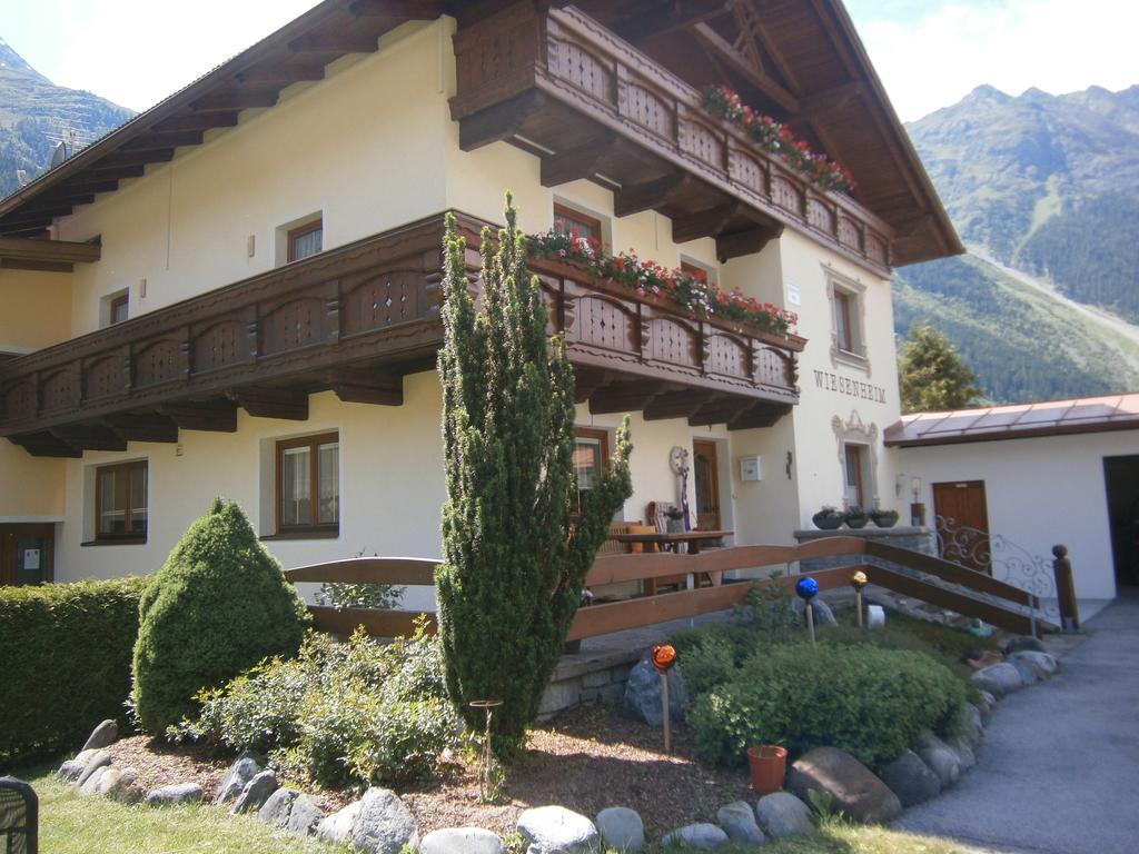 Haus Wiesenheim Fw Oetztal Langenfeld Exterior photo
